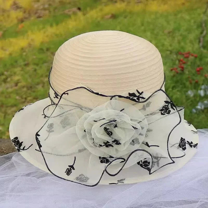 Distinguished women's hat