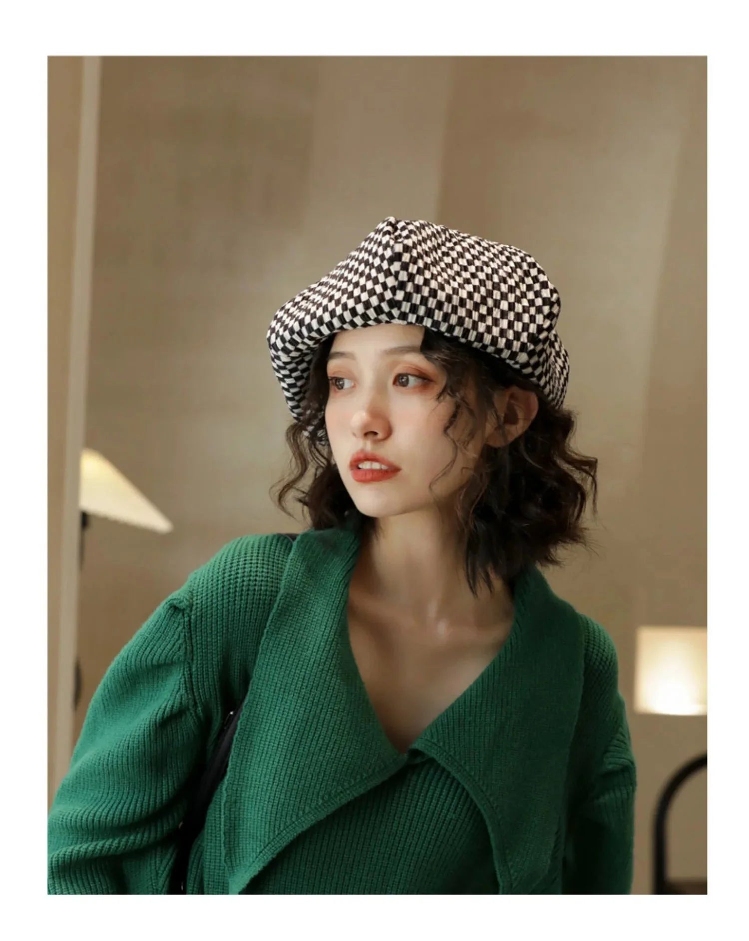 Checkered beret for women