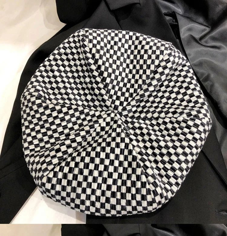 Checkered beret for women