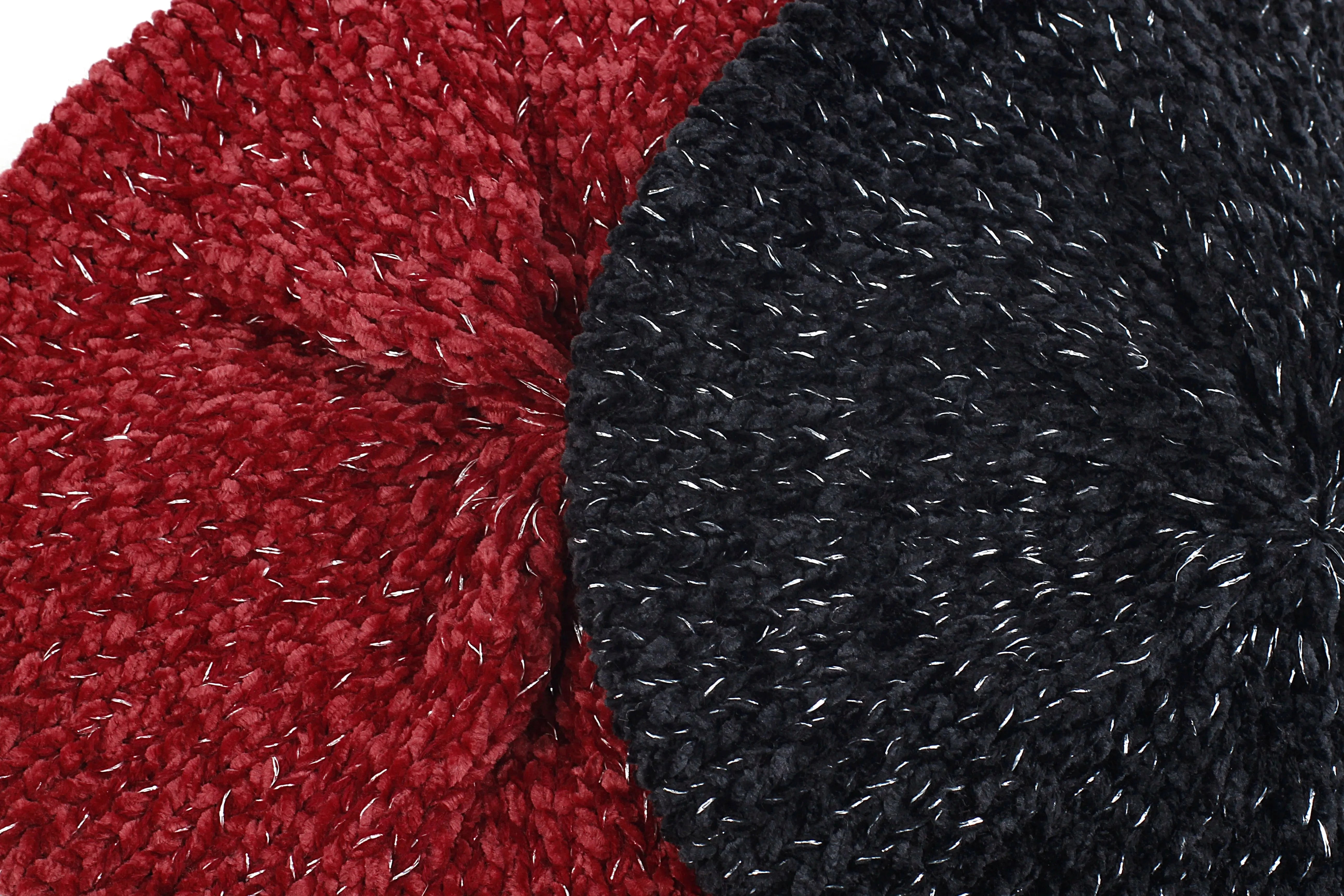 Warm beret for women