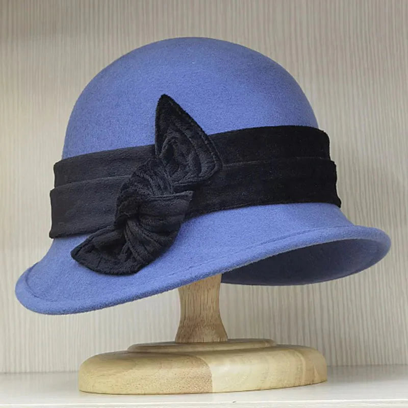 Women's cloche hat year 20