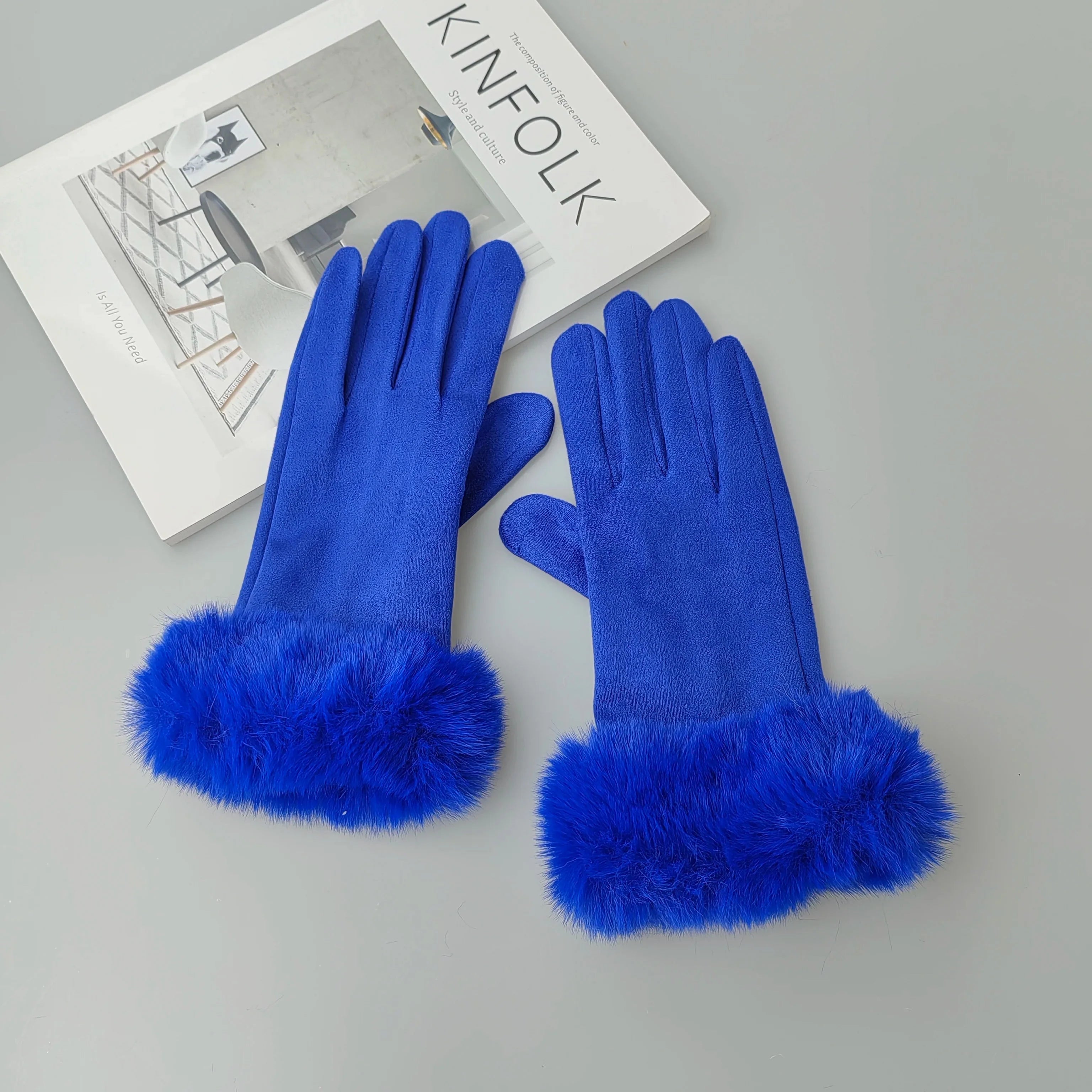 Thick velvet gloves