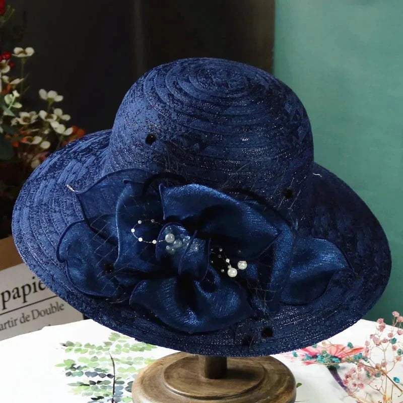 Modern women's hat