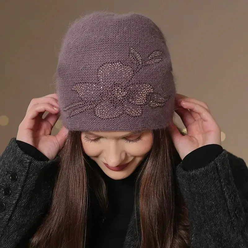 Women's acrylic hat