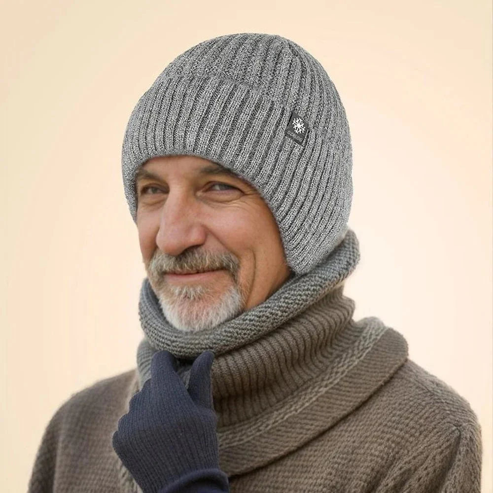 Warm, thick men's hat