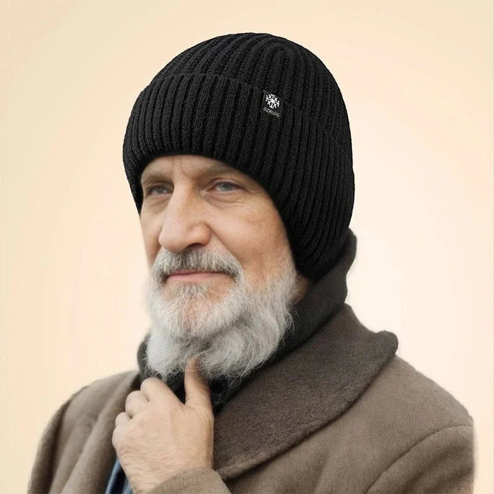 Warm, thick men's hat