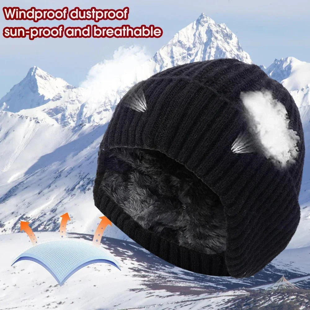 Warm, thick men's hat