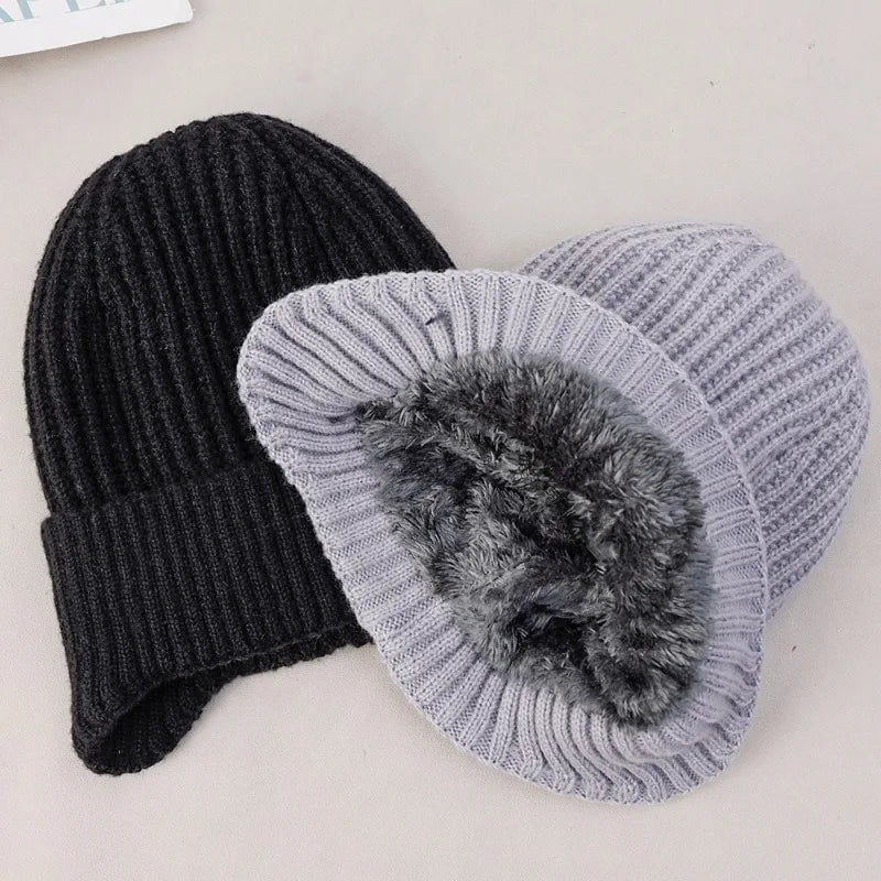 Men's cap and neck set