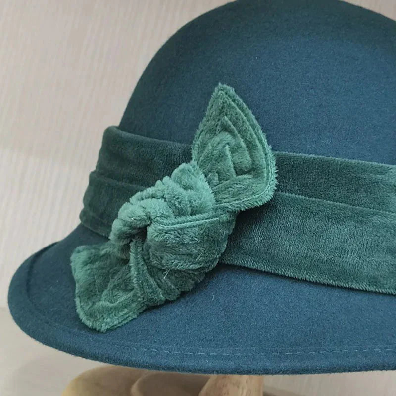 Women's cloche hat year 20