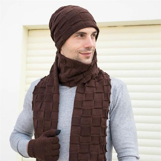 Beanie, scarf and tactile gloves