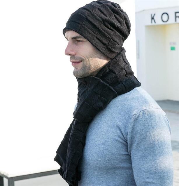 Beanie, scarf and tactile gloves