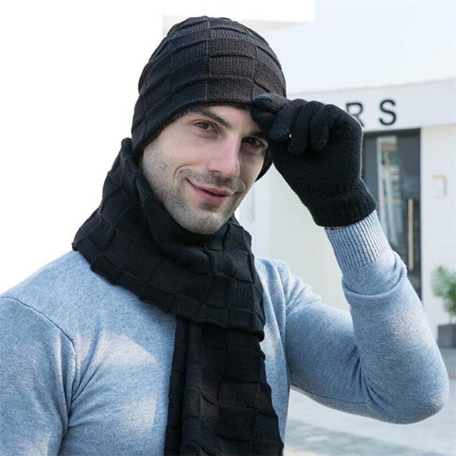 Beanie, scarf and tactile gloves