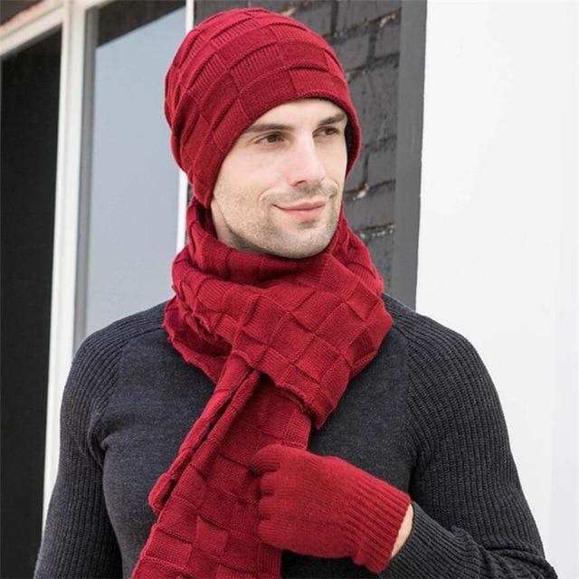 Beanie, scarf and tactile gloves