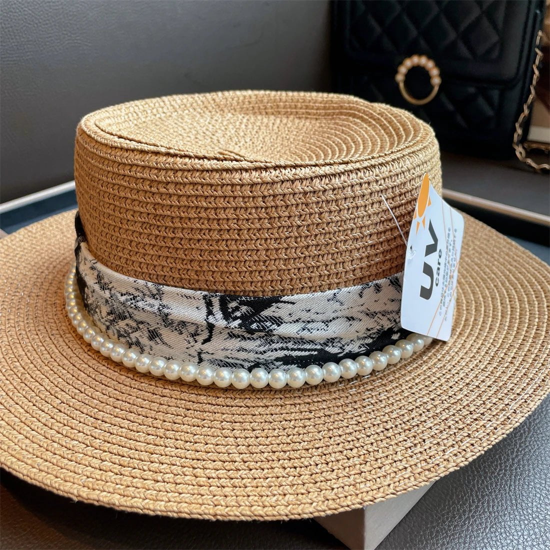 Flat-top straw hat