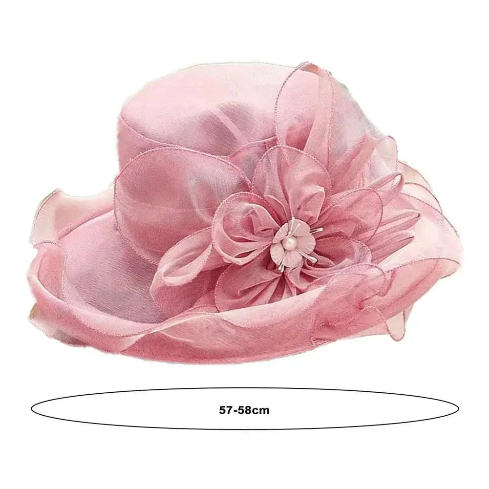 Discreet women's hat