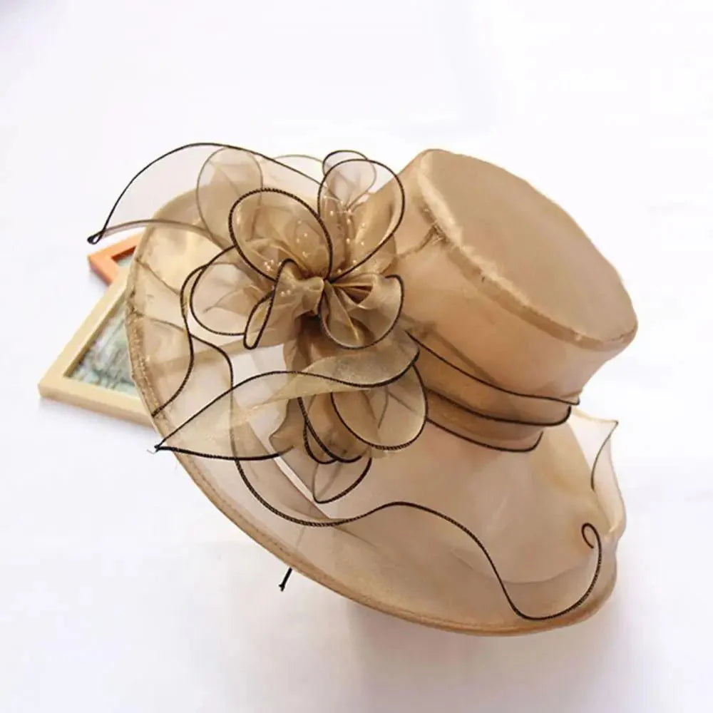 Romantic women's hat