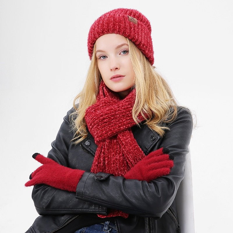 Knitted wool hat and scarf set