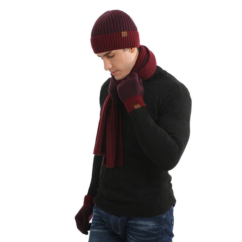 Wool hat, gloves and scarf set