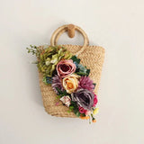 Matching hat and beach bag with flowers
