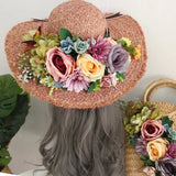 Matching hat and beach bag with flowers