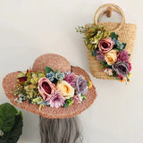 Matching hat and beach bag with flowers