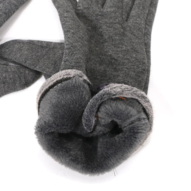 Warm faux fur gloves