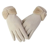 Winter gloves with bow tie