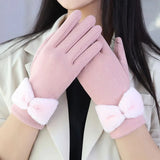 Winter gloves with bow tie