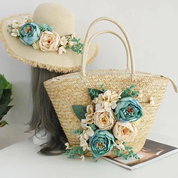 Beach bag and straw hat with flowers for women