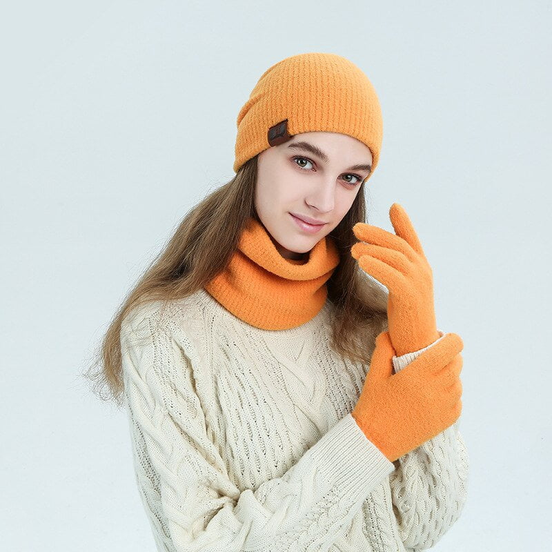 Soft wool hat and scarf set