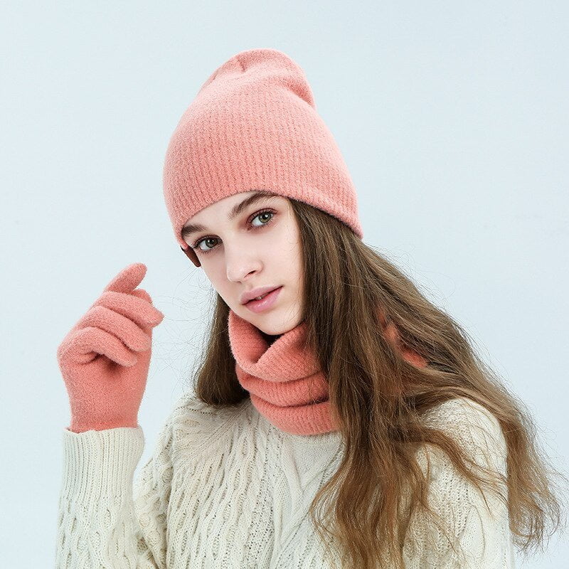 Soft wool hat and scarf set