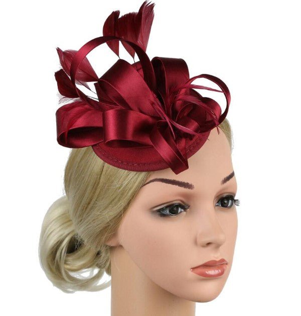 Fascinator hat with clip